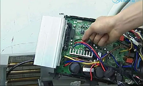 郫县美的空调电话是多少